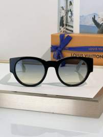Picture of Louis Vuitton Sunglasses _SKUfw76769946fw